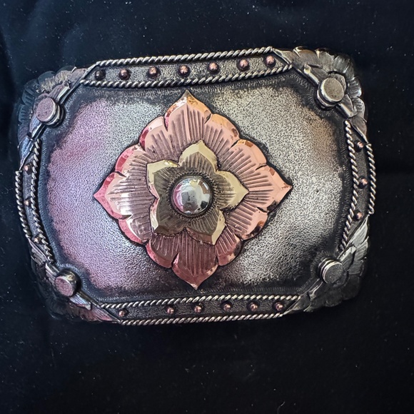Gorgeous Augus Silver Tone Belt Buckle Western Belts HTF